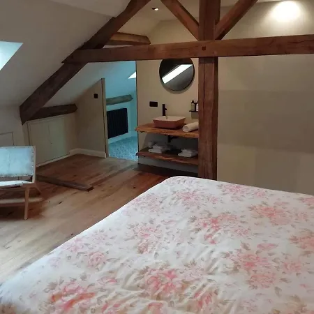 Monsieur Doute Alojamento de Acomodação e Pequeno-almoço Durbuy